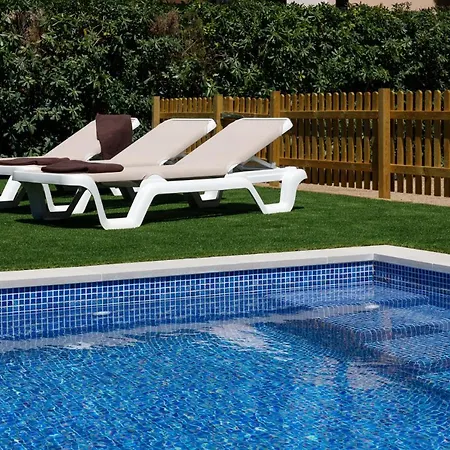 Con Piscina A 120m De La Playa De By La Costa