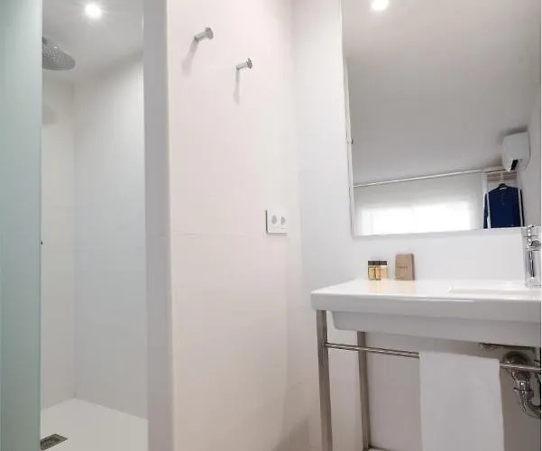 فيلة Con Piscina A 120m De La Playa De By La Costa بالس